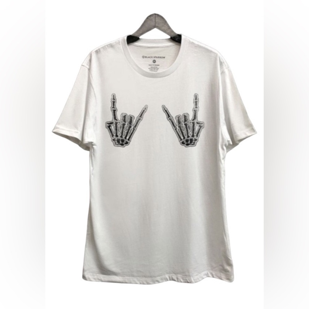 skeleton hands rock out T-shirt